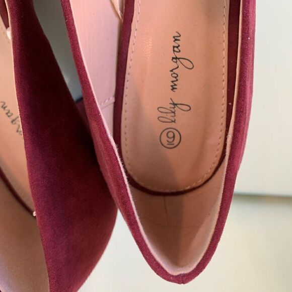 Lily Morgan Szâ9 burgundy faux suede pump, gold heel detail, neverâworn - Picture 4 of 16